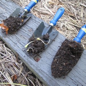 Compost stages